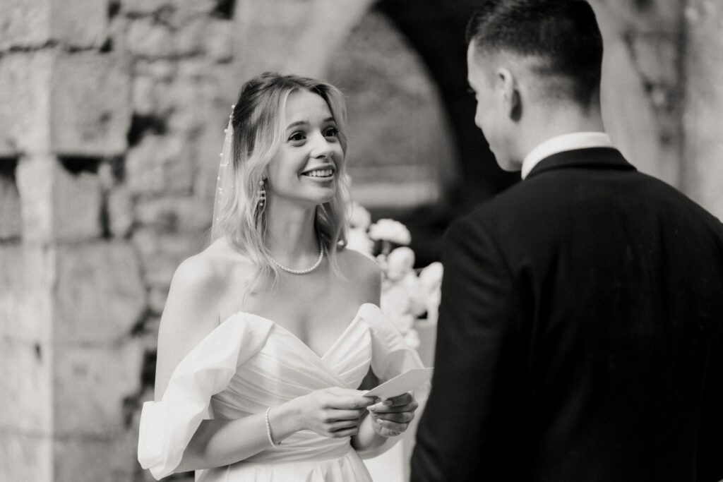 Cérémonie de mariage doux et élégant
